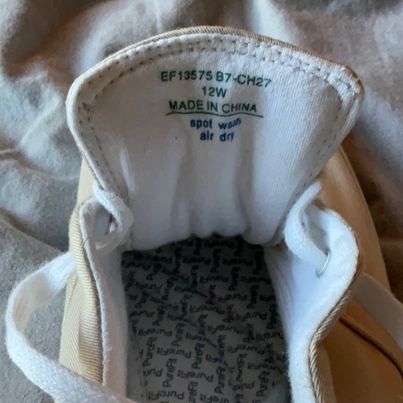 Grasshopers Sneakers - Picture 4 of 4